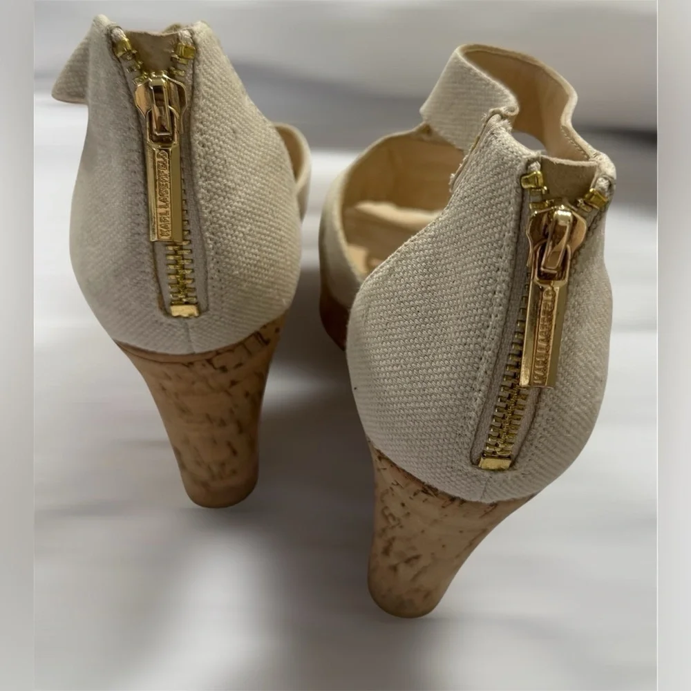 Karl Lagerfeld Sylvie Beige Canvas Cork Wedge Sandals 8M Gold Zip Back